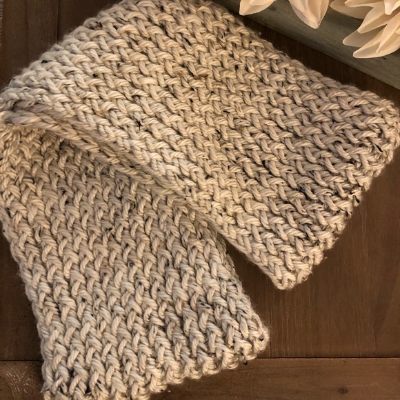 Cream Knit Infinity Scarf - Picture 2 of 4